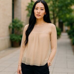 Banana Republic Women’s Beige Tiered Pindot Tulle Top Blouse Medium Petite MP